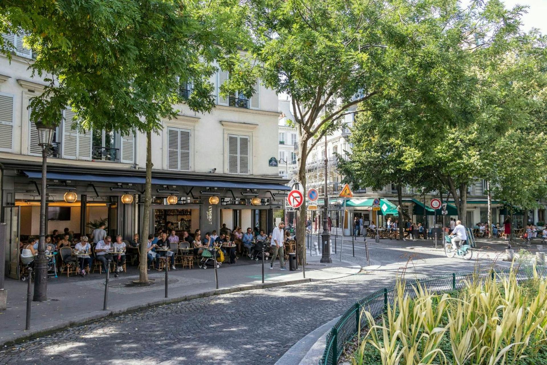 Studio Moderne Au Coeur De Paris Batignolles Exterior photo